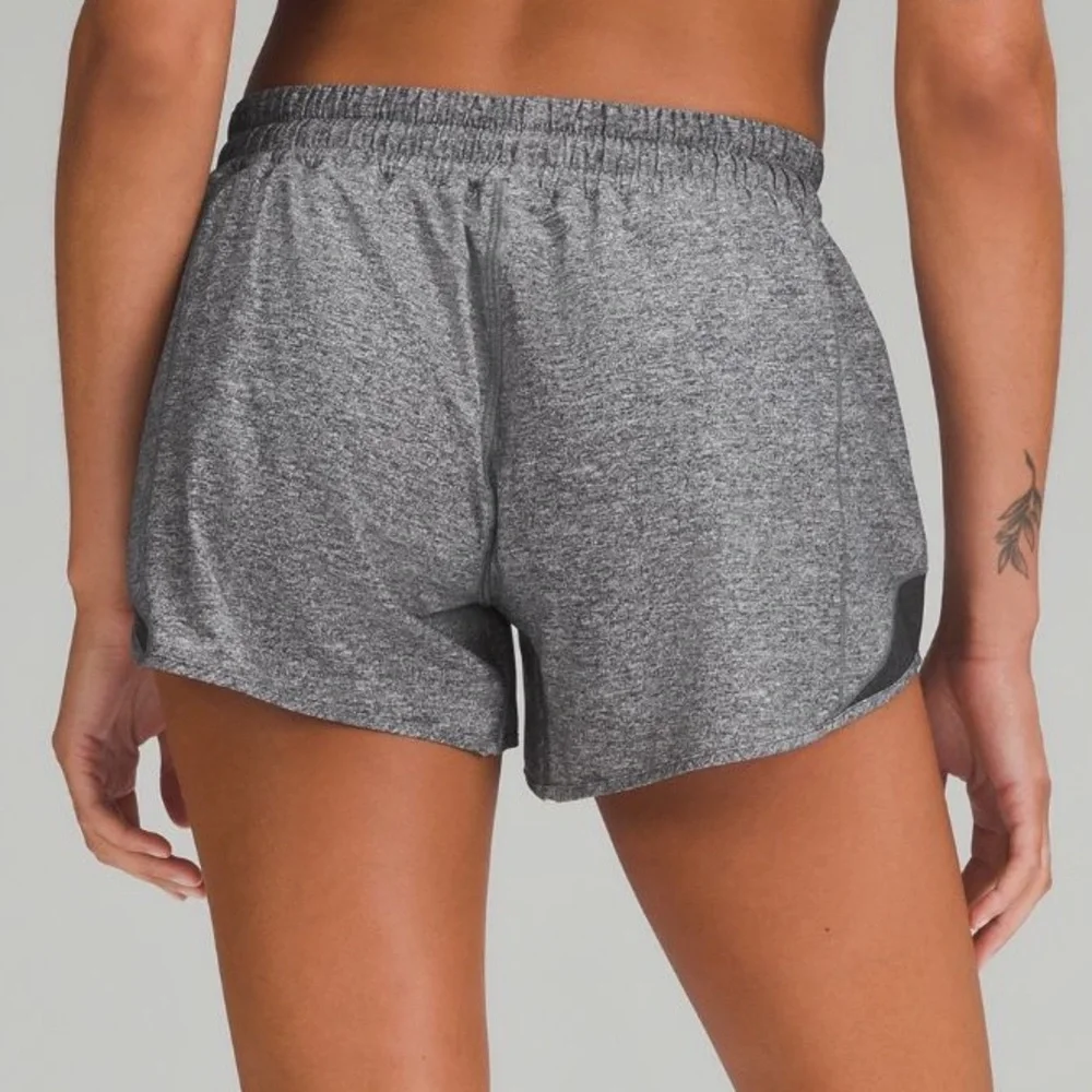 Lululemon Hotty Hot Gray Lined Shorts II 2.5” Size 4 Heather Lux Multi Black NWO - Picture 7 of 15